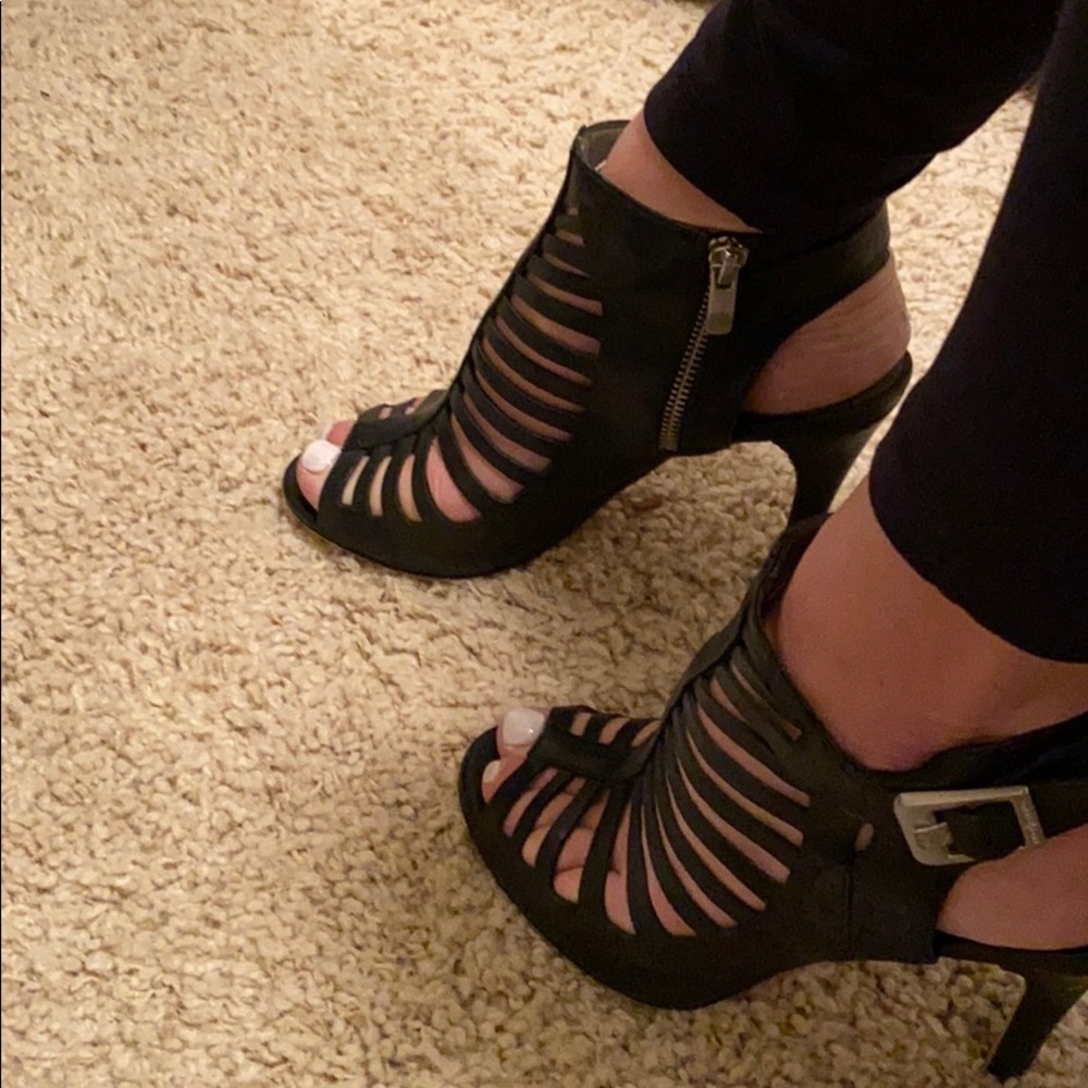 Vince Camuto black straps heels